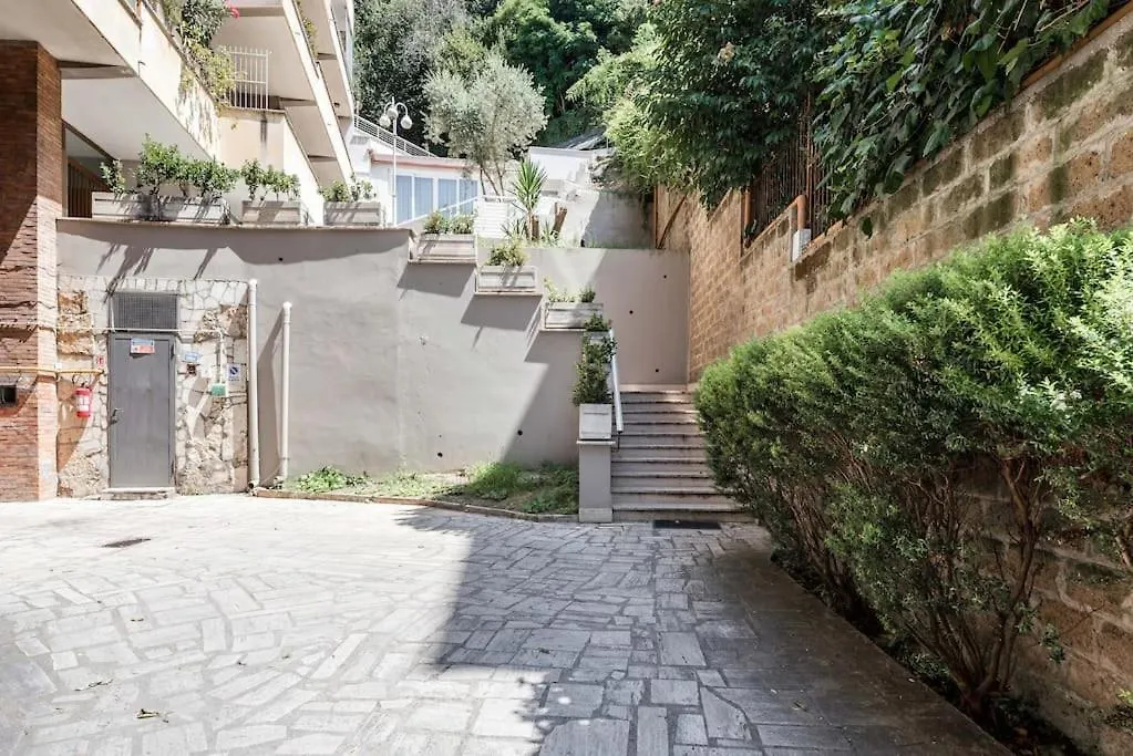 F&F San Peter Apartment Rome
